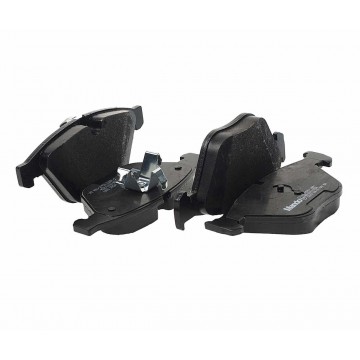 Колодки тормозные BMW 3 (E90,E91,E92,E93),X1 (E84) передние (4шт.), MBF015921, MANDO