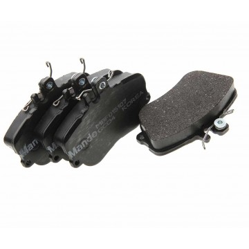 Колодки тормозные C (W202) (93-01) передние (4шт.), MBF015107, MANDO