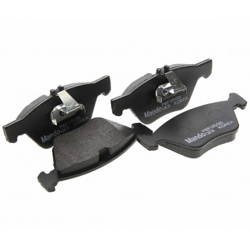 Колодки тормозные E (W210) передние (4шт.), MBF015135, MANDO