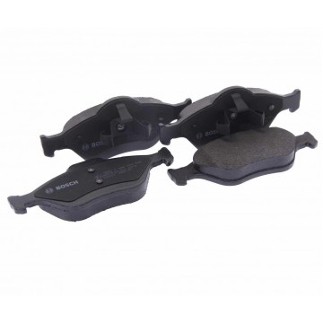 Колодки тормозные FORD Fiesta 4 (1.6 16v) (02.00-01.02), Fiesta 5 (1.3) передние (4шт.), 0986424558, BOSCH